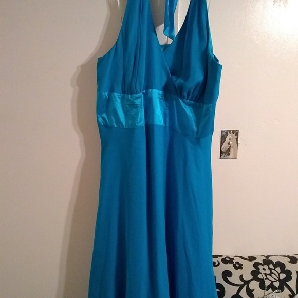 Donna Ricco Dresses & Skirts - Blue silky dress
